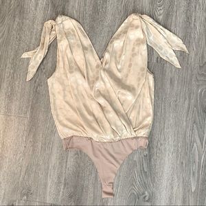 Strut&Bolt cream satin tie-strap body suit. NEW